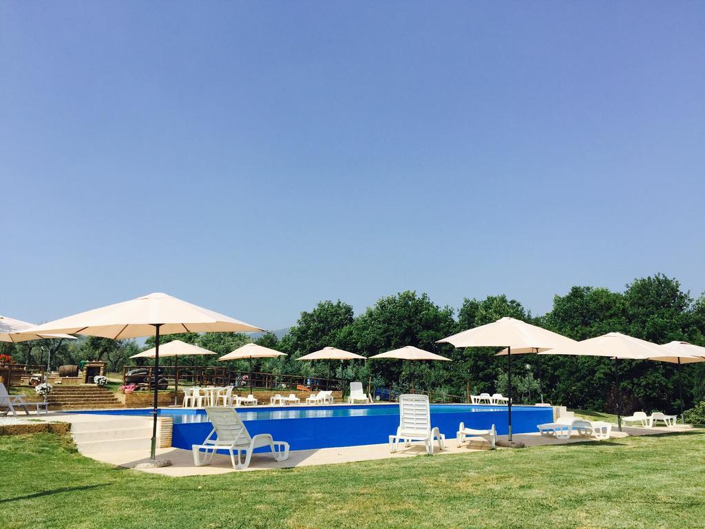 Agriturismo Nociquerceto Tarano Eksteriør bilde