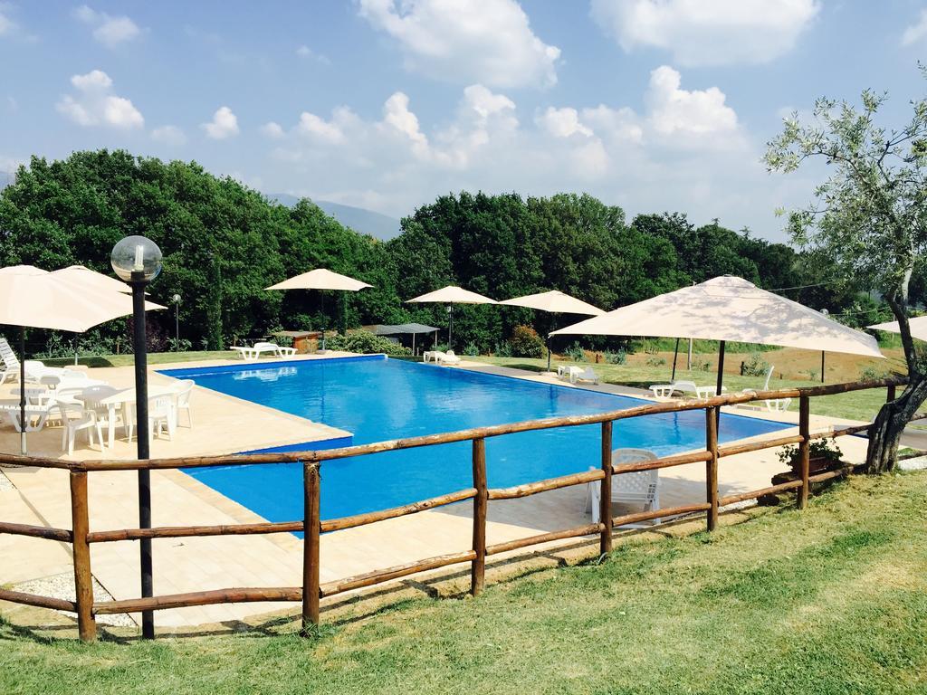 Agriturismo Nociquerceto Tarano Eksteriør bilde